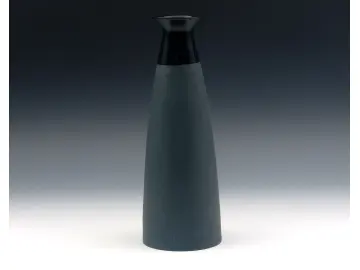 Flaschenvase in schwarz