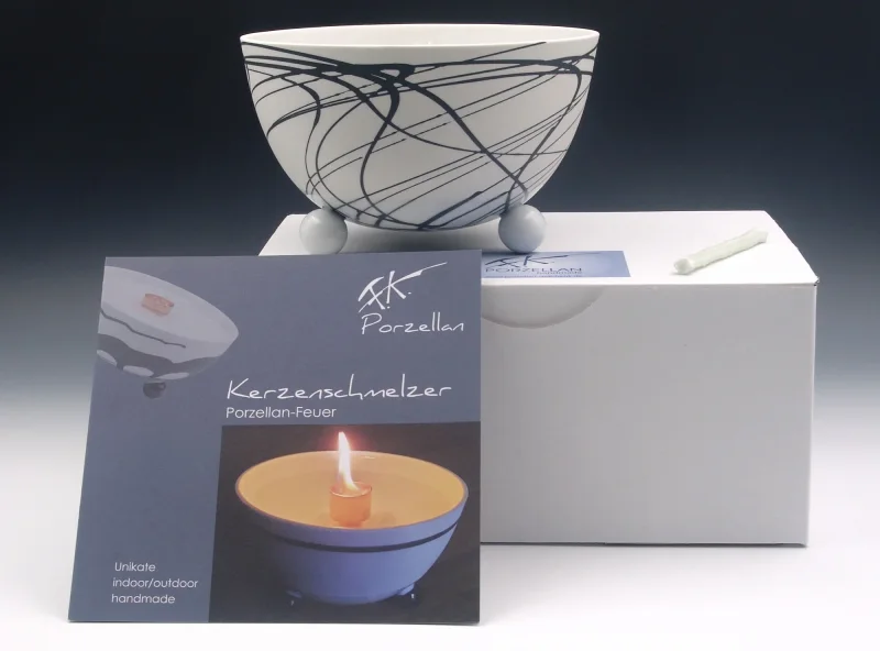 Schmelzlicht aus edlem Porzellan für drinnen und draußen